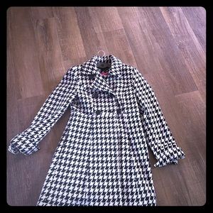 Houndstooth coat